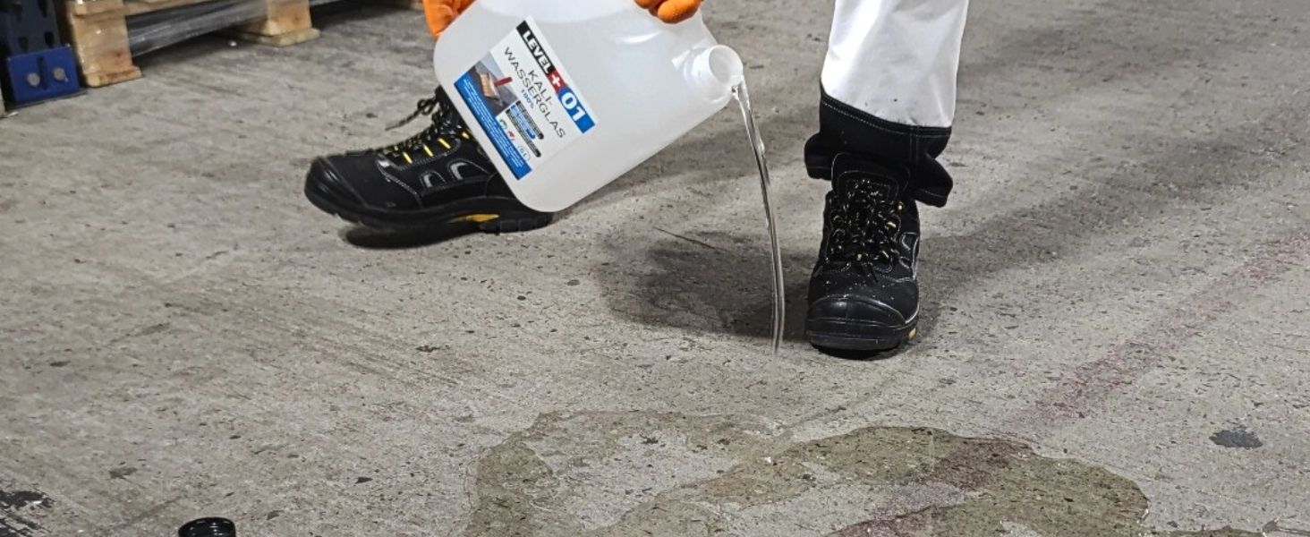 Kaliwasserglas 4L Pur Betonversiegelung Holzschutz Imprägnierung Grundierung Verfestung Unverdünnt LEVEL+01 – Bild 3