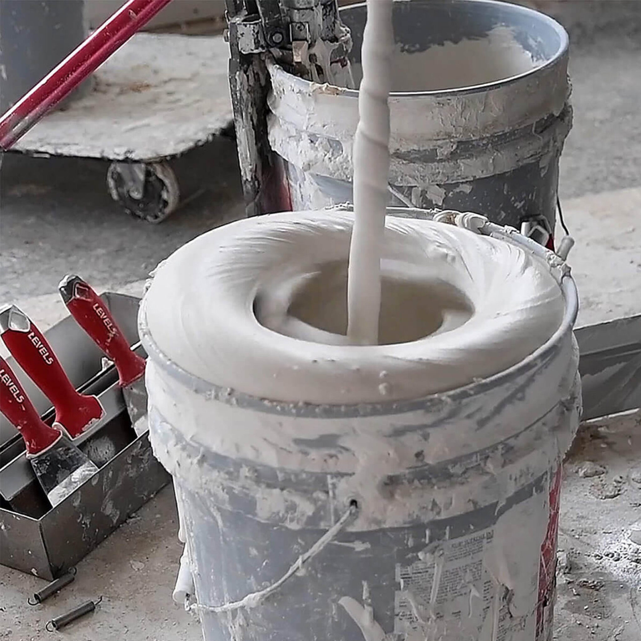 Produktbild von Rührwerk Mörtel RÜHRWERK MÖRTELRÜHRER RÜHRGERÄT Mörtelmischer Handrührwerk Beton Cuttermesser Profi