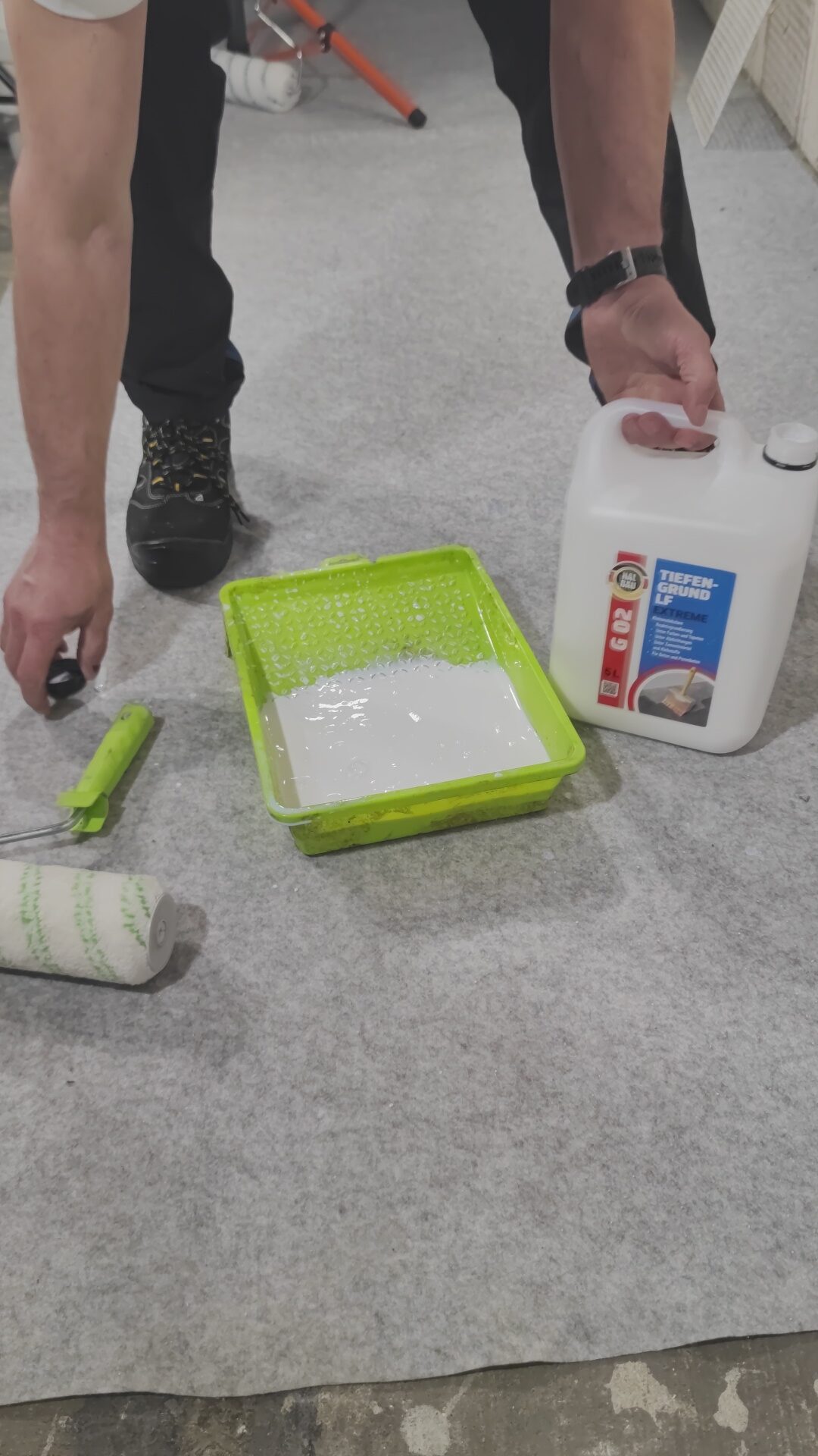 Tiefengrund LF 20L Reaktiv Silikatgrund Primer Farben Tapeten HALBAU G02 + Farbroller 25cm – Bild 6