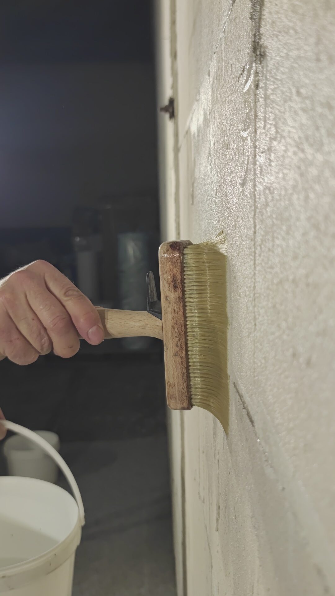 Tiefengrund 20L Tiefgrund LF Farben Tapeten Putz Gips Primer HALBAU G03 + Farbroller 25cm – Bild 8