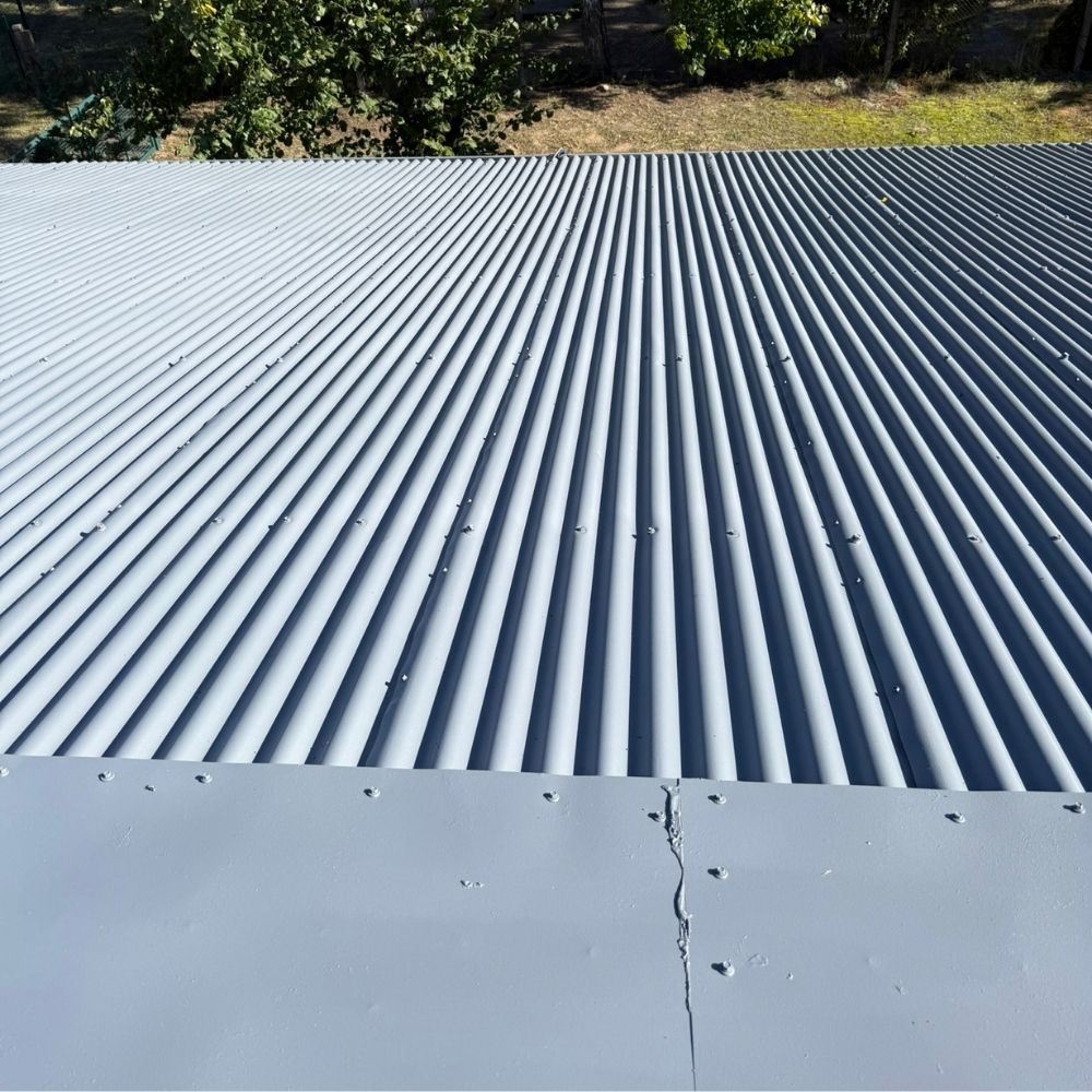 Dachfarbe elastische Sockelfarbe Dachlack UV-beständig Super Flex 24 x 25Kg Ziegelrot LEVEL+ Palette 600kg L+46 – Bild 8